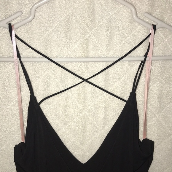 Black dress - Picture 3 of 3